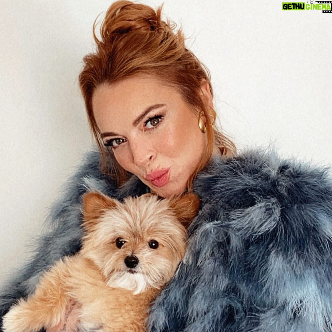 Lindsay Lohan Instagram - BTS studio 💋