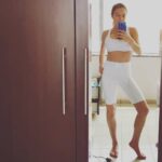Lindsay Lohan Instagram - Starting the day with yoga 🌞