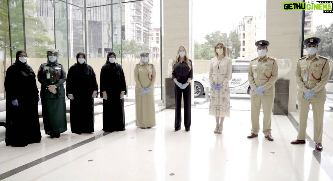Lindsay Lohan Instagram - @uaegov @dubaipolicehq I wanted to thank the Government of The UAE and The Dubai Police for their continued support during these uncertain times and keeping this Country safe. Wishing everyone a Blessed month and God Bless 🙏