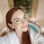 Lindsay Lohan Instagram – Less eye baggage for me this trip thanks to @peterthomasrothofficial 😉 #PTRPartner