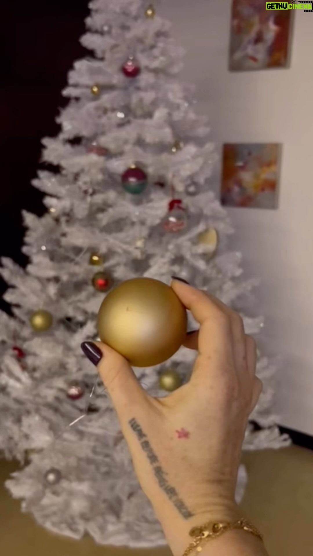 Lindsay Lohan Instagram - βTis The Season!ππ
π§βππ