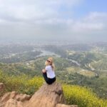 Lindsey Gort Instagram - thank you for the birthday wishes 🎉i’m vowing to spend this next year doing only the most fun, ridiculous, adventurous, delicious, scary things. i feel on top of the world ❤️