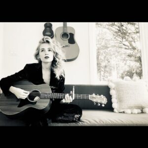 Lindsey Gort Instagram - open mic party of one sold out.