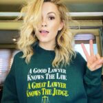 Lindsey Gort Instagram - season 2 has officially begun! 🙌🏻🙌🏻🙌🏻@allrisecbs #allrise #allrisecbs Warner Bros. Studios