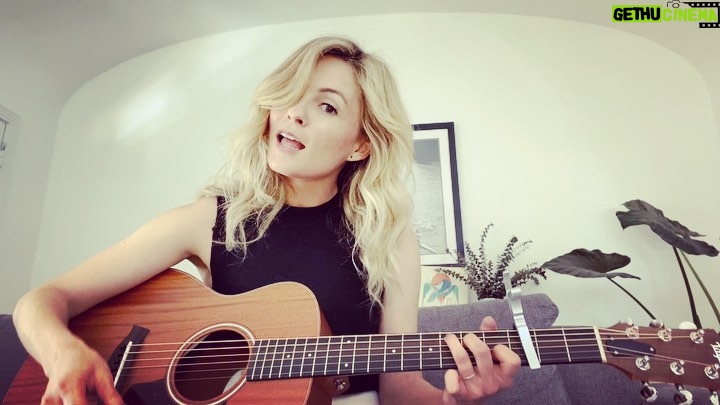 Lindsey Gort Instagram - it’s far from perfect but i had to do my hair and makeup today anyway so i told myself “don’t think twice, it’s alright” thank you @joshsiegelguitar for teaching this and feeding my @bobdylan obsession #cafecovidcovers #stayhome