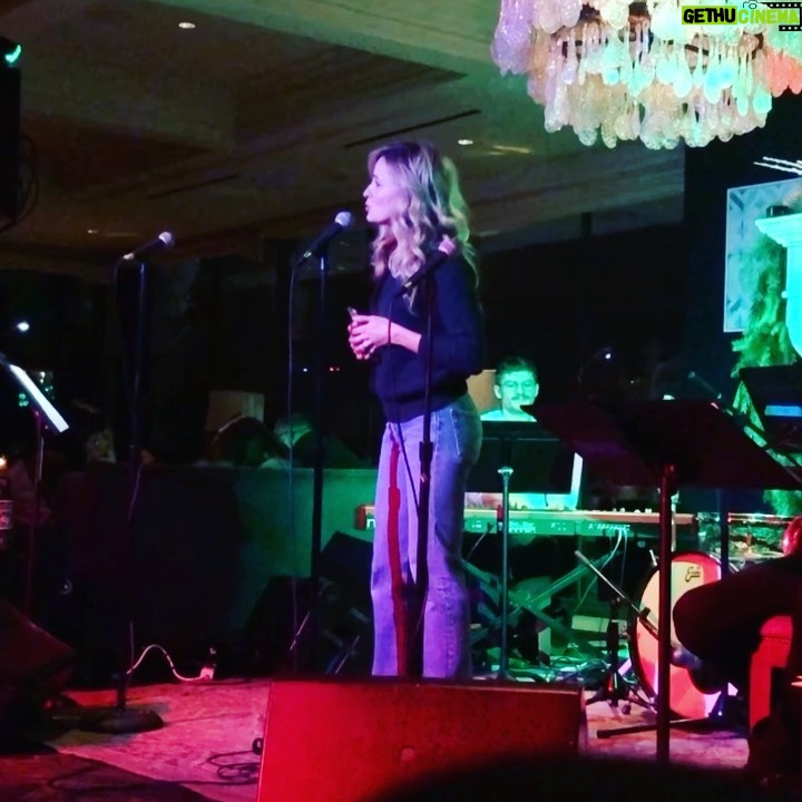 Lindsey Gort - 0.9K Likes - do what you love, even if people won’t stop talking while you do it 🎤🎤 thank you @sohohouse and @ftrlive for letting me help bring some joni mitchell holiday feels last night ❤️ and special shout out thank you to @shouthollermusic for following my erratic timing 😬