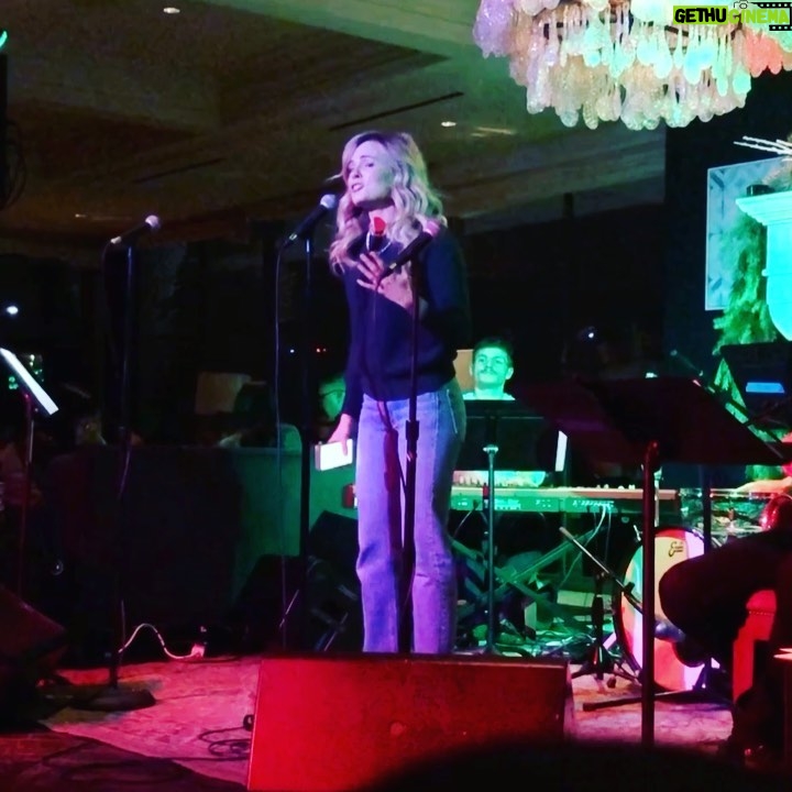 Lindsey Gort - 0.9K Likes - do what you love, even if people won’t stop talking while you do it 🎤🎤 thank you @sohohouse and @ftrlive for letting me help bring some joni mitchell holiday feels last night ❤️ and special shout out thank you to @shouthollermusic for following my erratic timing 😬