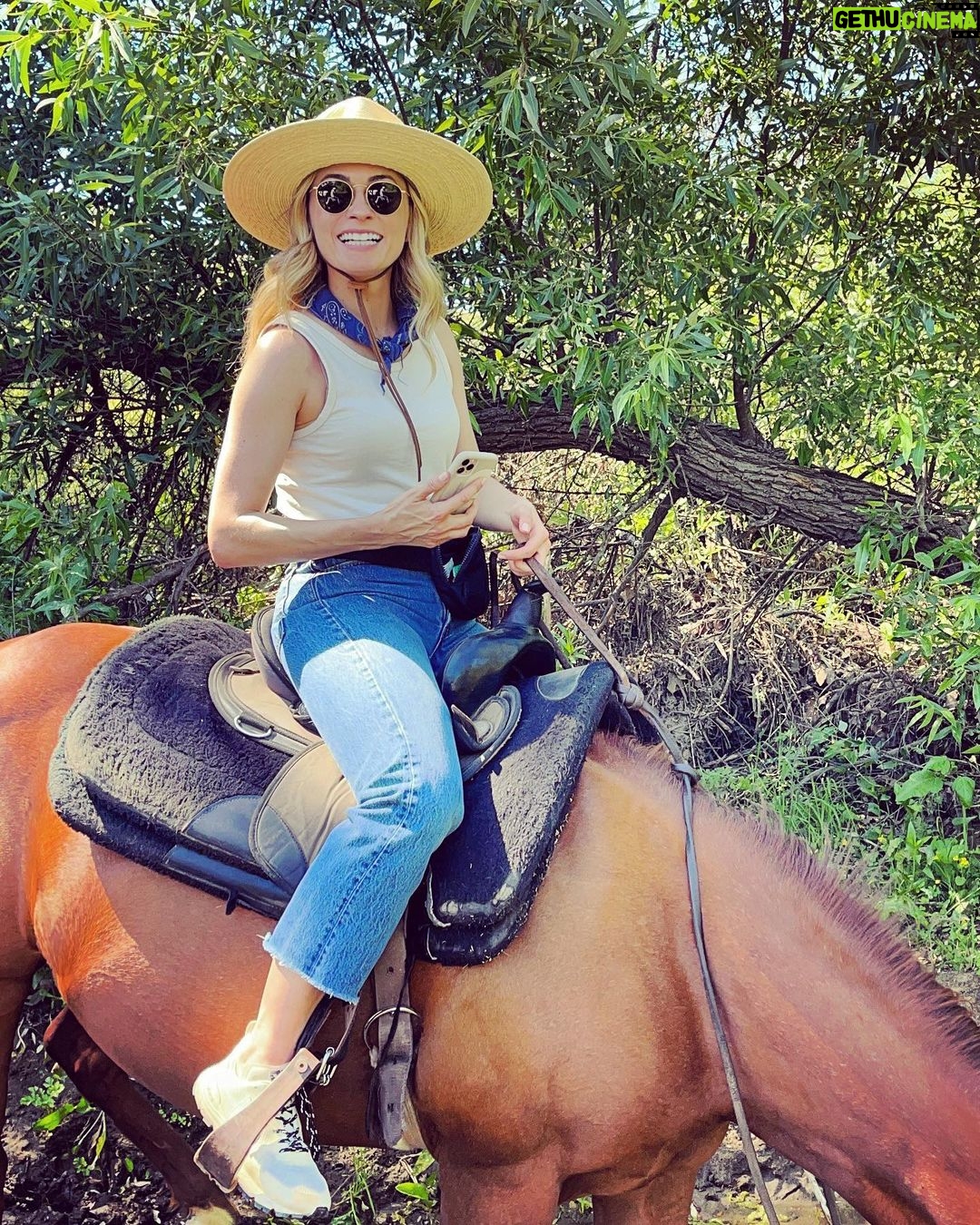 Lindsey Gort Instagram - may this week bring you the kind of pure childlike joy i felt riding this horse around Malibu like i was Cowgirl Barbie. Paramount Ranch