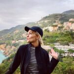 Lindsey Gort Instagram - ciao from the sorrento coast 💋 on the most incredible, rainy, spontaneous southern italian adventure- lots of pics to post, but too much wine to get through first 🍷 Sorrento, Italy