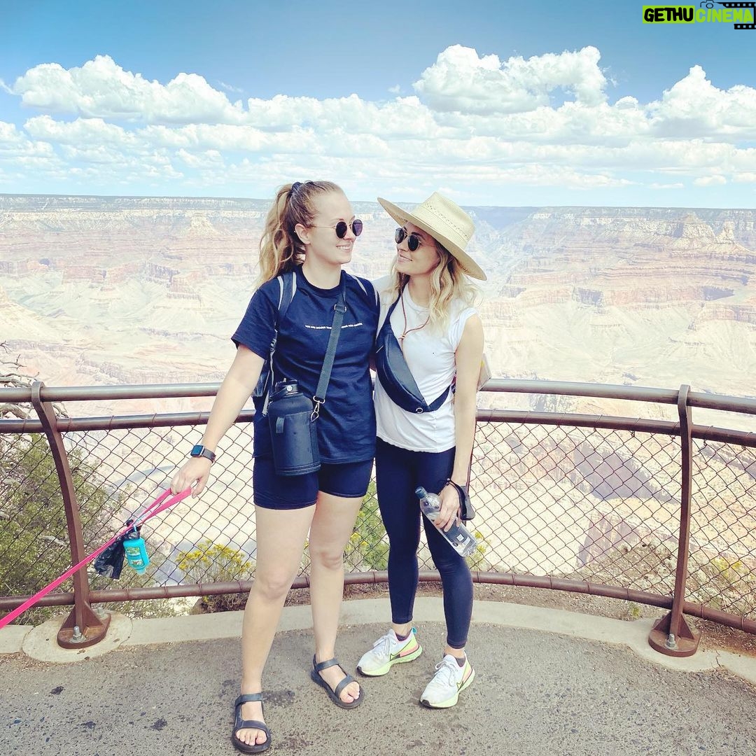 Lindsey Gort - 1.3K Likes - i had a grand time celebrating my sisters grand-uation at the grand canyon this weekend. i can’t believe this was my first time seeing it (and i am FROM arizona!) but it’s not gonna be my last: i am already planning my weeklong hike and raft trip for my birthday next year. if you haven’t been, go! it’s truly a magical place. 🙌🏻 🚣🏼♀️🧗🏼♀️🏜 #photodump