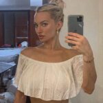 Lindsey Pelas Instagram - ομορφιά Seriphos