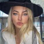 Lindsey Pelas Instagram – don’t act like you forgottttttt 🥵🥵