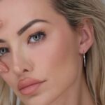 Lindsey Pelas Instagram - good morning 👄