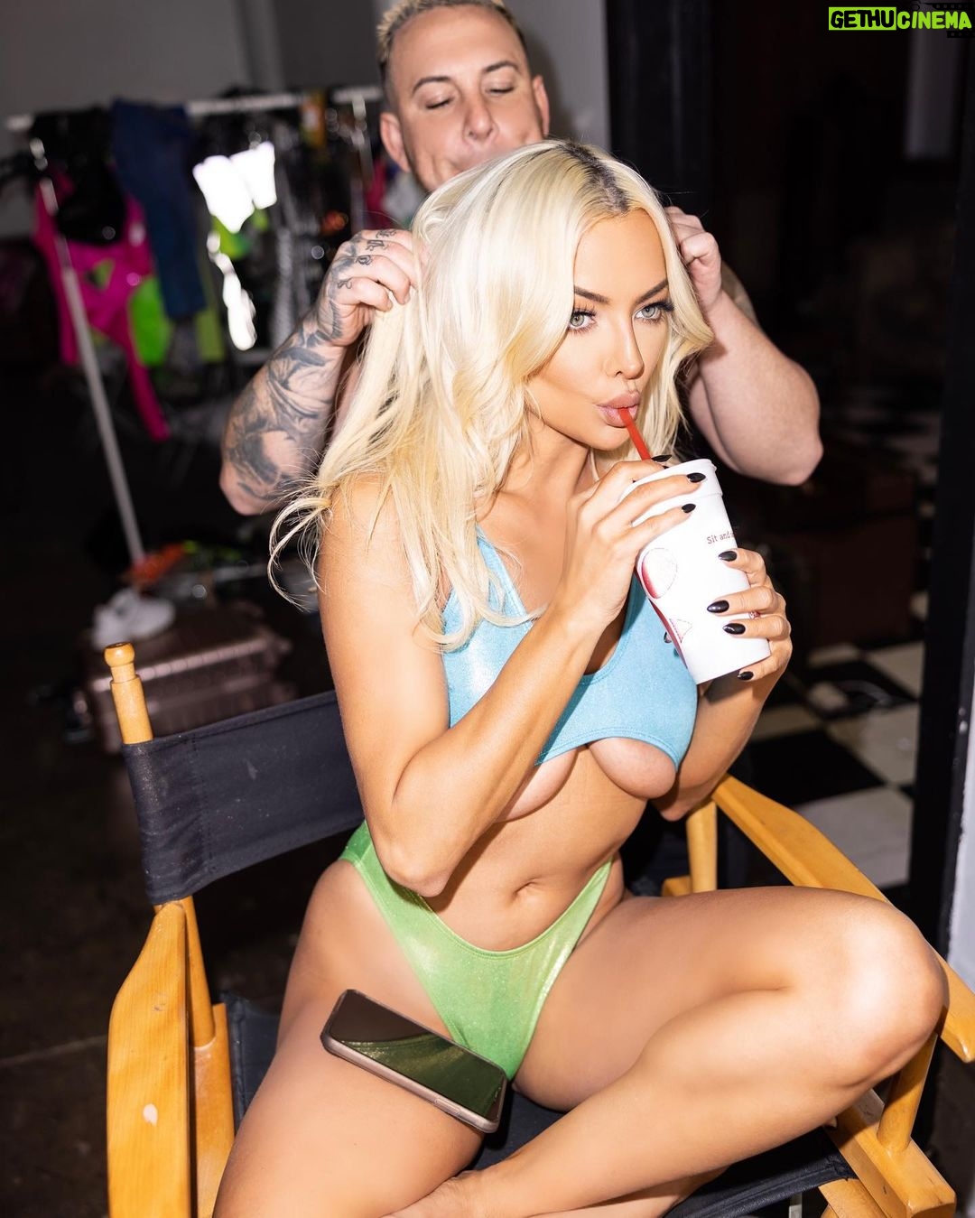 Lindsey Pelas Instagram - Behind the scenes shooting my 2022 Calendar! This one's gonna be... π Well you'll see soon...... π½ @martin_depict @peterhairbh @makeupbydion #glam #makeup #behindthescenes