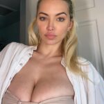 Lindsey Pelas Instagram - good morning... just checking in ;)