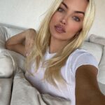 Lindsey Pelas Instagram - Hi world! ☀️⁣ ⁣ Los Angeles, California