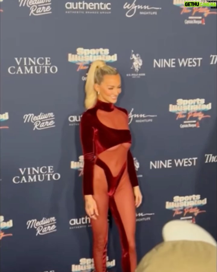 Lindsey Pelas Instagram - late, but here’s some superbowl fun ;)