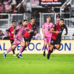 Lionel Messi Instagram - Un partido muy especial para cerrar la pretemporada!!! 😃🙌 DRV PNK Stadium