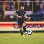 Lionel Messi Instagram - Arrancamos la pretemporada… Estadio Cuscatlan. El Salvador