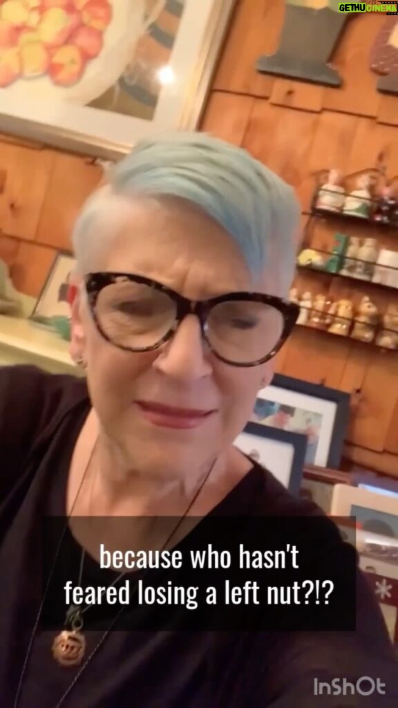 Lisa Lampanelli Instagram - Are you afraid of losing everything, including your freakin’ mind? Me too! Listen TOMORROW!!! — Losers with a Dream podcast available on ITunes, Spotify and YouTube. New episodes every Tuesday at 8 am EST. LINK IN BIO. #recovery #podcast #podcastersofinstagram #podcasters #recoverypodcast #traumarecovery #selfhelp #selfcare #comedy #addiction #funny #selflove #standupcomedy #comedypodcasters Loserville