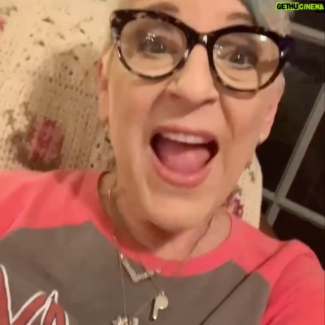 Lisa Lampanelli Instagram - It’s Wednesday, so you know what that means! It’s judgement day - because even though judgement is wrong, it sometimes feels oh-so-right! Leave a comment below and let us know what or who YOU judged this week! Losers with a Dream podcast available on ITunes, Spotify and YouTube. New episodes every Monday at 8 am EST. LINK IN BIO. #recovery #podcast #podcastersofinstagram #podcasters #recoverypodcast #traumarecovery #selfhelp #selfcare #comedy #addiction #funny #selflove #standupcomedy Loserville