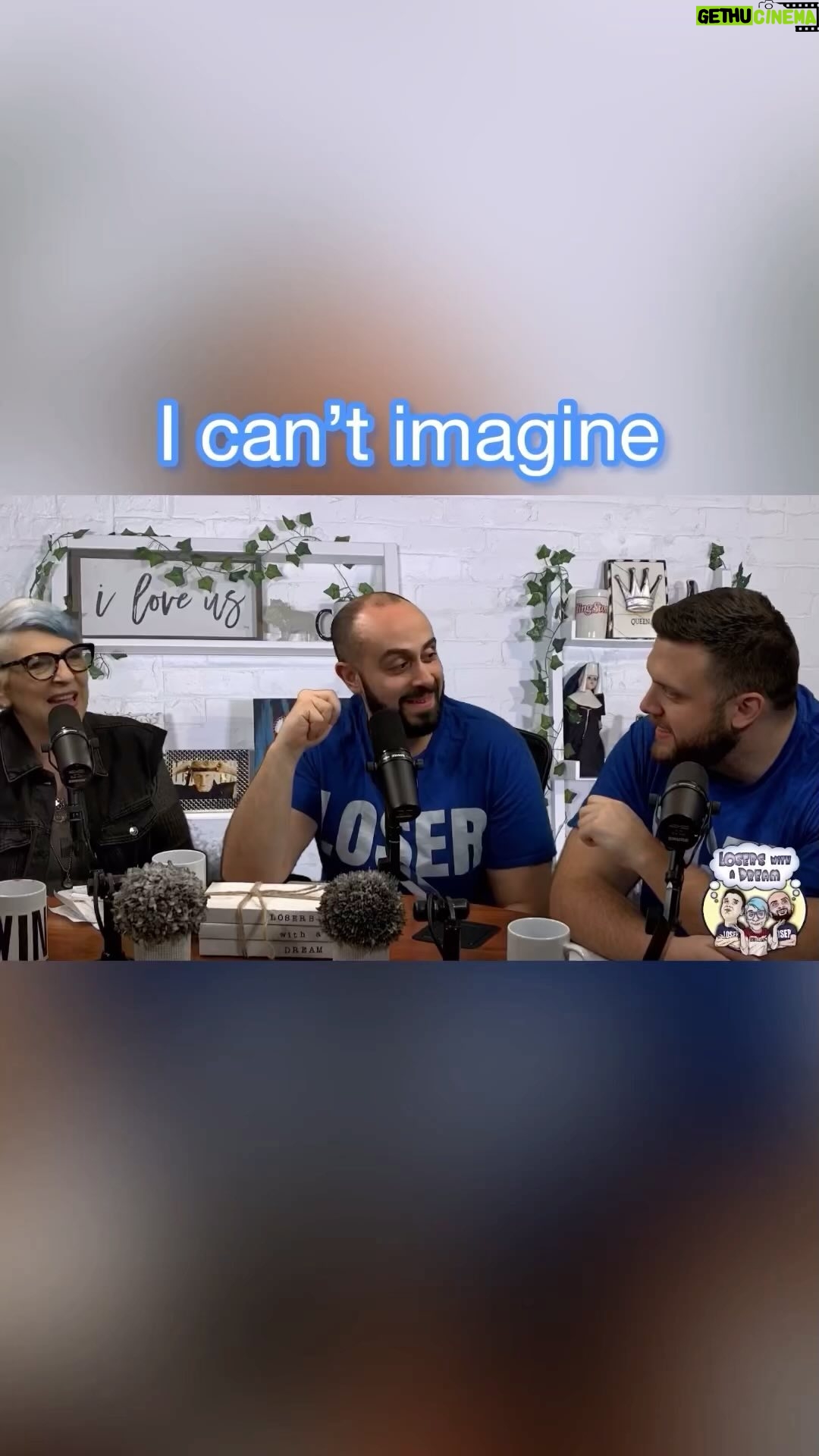 Lisa Lampanelli Instagram - The clams come a-runnin’ for Losers with a Dream’s @beaumcdowellcomedy. Or do they? — �Losers with a Dream podcast available on ITunes, Spotify and YouTube. New episodes every Tuesday at 8 am EST. LINK IN BIO. #recovery #podcast #podcastersofinstagram #podcasters #recoverypodcast #traumarecovery #selfhelp #selfcare #comedy #addiction #funny #selflove #standupcomedy #comedypodcasters Loserville
