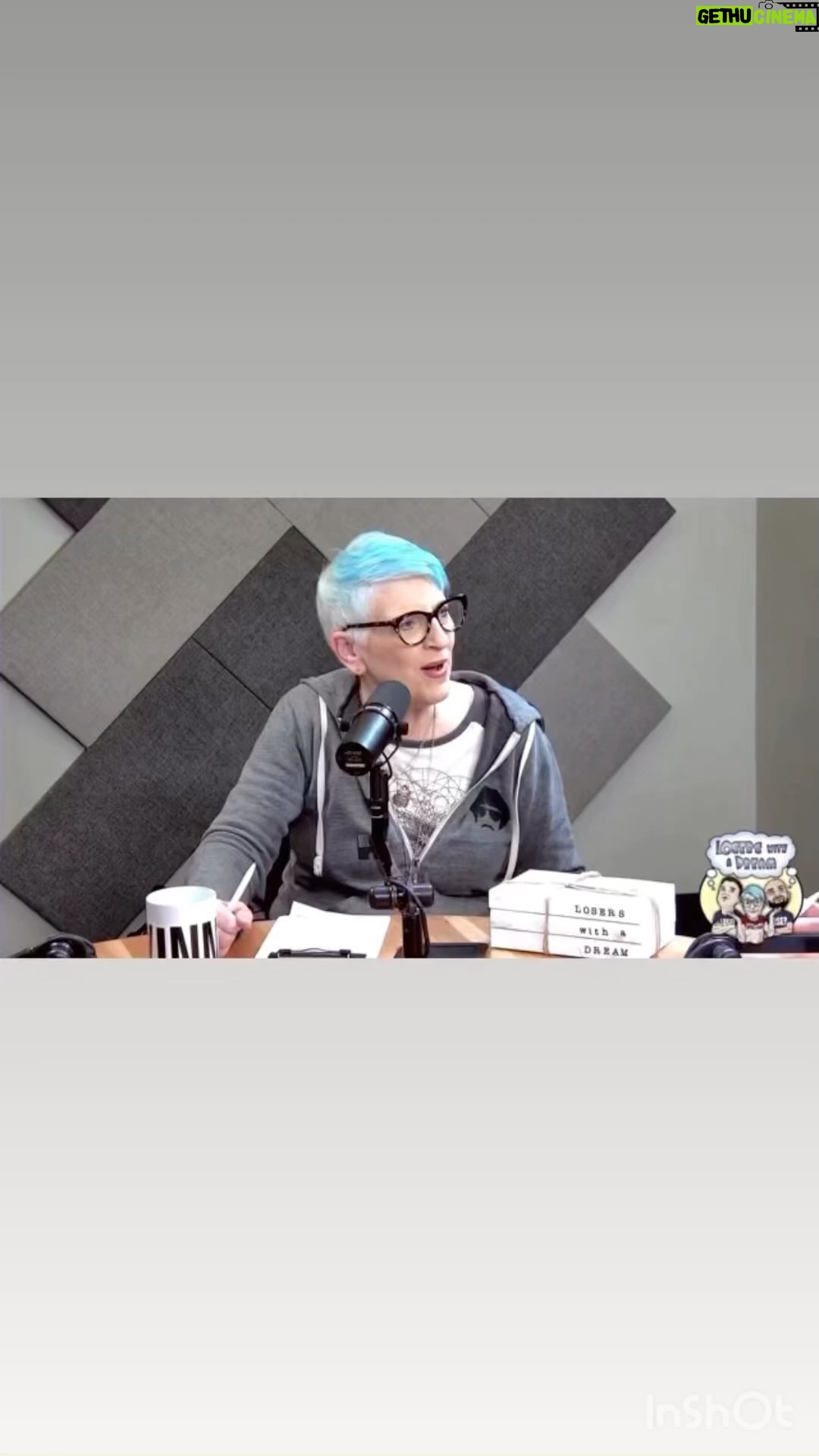 Lisa Lampanelli Instagram - Trigger warning if you’ve f*cked bread. Sneak peek of tomorrow’s podcast episode on abstinence. — Losers with a Dream podcast available on ITunes, Spotify and YouTube. New episodes every Tuesday at 8 am EST. LINK IN BIO. #recovery #podcast #podcastersofinstagram #podcasters #recoverypodcast #traumarecovery #selfhelp #selfcare #comedy #addiction #funny #selflove #standupcomedy #comedypodcasters Loserville