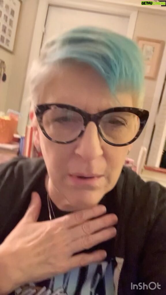 Lisa Lampanelli Instagram - It’s #thirsttrapthursday with the Losers with a Dream, and I don’t like it! — Losers with a Dream podcast available on ITunes, Spotify and YouTube. New episodes every Tuesday at 8 am EST. LINK IN BIO. #recovery #podcast #podcastersofinstagram #podcasters #recoverypodcast #traumarecovery #selfhelp #selfcare #comedy #addiction #funny #selflove #standupcomedy #comedypodcasters Loserville