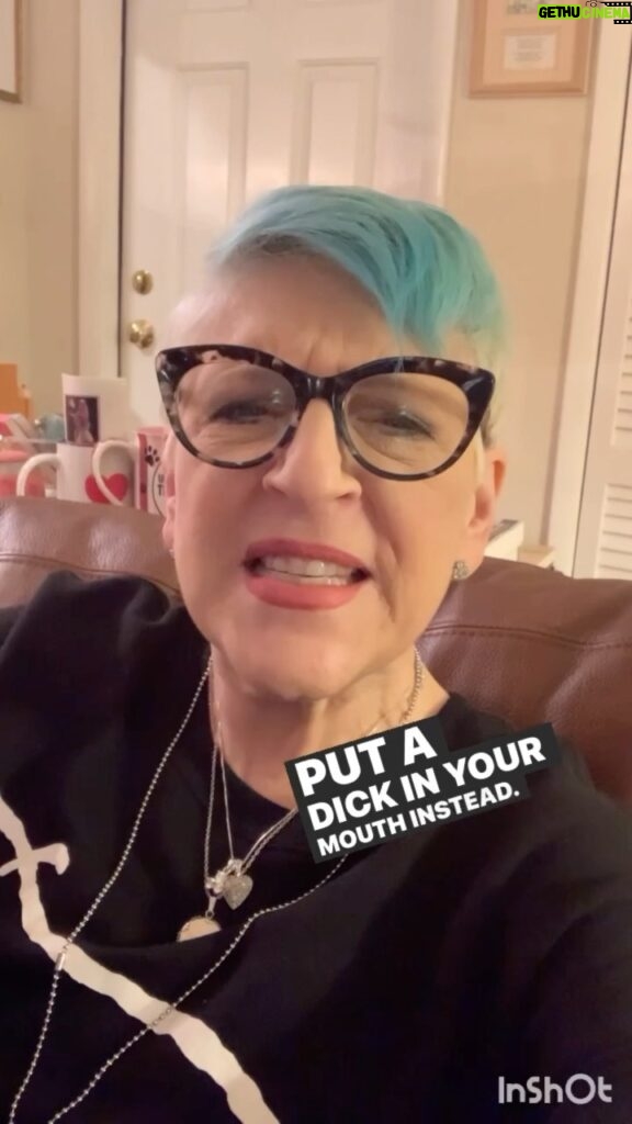 Lisa Lampanelli Instagram - It’s Judgment Wednesday for the Losers with a Dream. What are YOU judging today? — Losers with a Dream podcast available on ITunes, Spotify and YouTube. New episodes every Tuesday at 8 am EST. LINK IN BIO. #recovery #podcast #podcastersofinstagram #podcasters #recoverypodcast #traumarecovery #selfhelp #selfcare #comedy #addiction #funny #selflove #standupcomedy #comedypodcasters Loserville