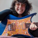 Lisa LeBlanc Instagram – 2022, t’étais WILD. Entre le release de Chiac Disco, Bouilli le homard, le retour des shows (après 3 ans de break!) les nouvelles rencontres pi de retrouver la route, ça été une année pas pire magique. Merci de me suivre dans toute ces aventures, bonne année pi on se revoit en 2023!