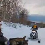 Lisa LeBlanc Instagram – On commence notre dernière run de show de l’année ce soir à Matane! Merci les amis pour la ride de ski doo de rêve!
Jeudi – Rimouski (sold out)
Vendredi – Rivière-du-loup
Samedi – Lévis (sold out)