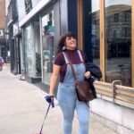 Lisa LeBlanc Instagram – Une belle journée avec mon pet homard. 🦞