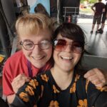 Lisa LeBlanc Instagram – 2022, t’étais WILD. Entre le release de Chiac Disco, Bouilli le homard, le retour des shows (après 3 ans de break!) les nouvelles rencontres pi de retrouver la route, ça été une année pas pire magique. Merci de me suivre dans toute ces aventures, bonne année pi on se revoit en 2023!