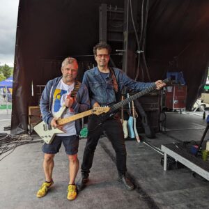 Lisa LeBlanc Instagram - Été 2023, t'étais wild. Merci à toute la gang qui sont venus nous voir, vous êtes incroyables! On se voit en octobre!