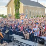 Lisa LeBlanc Instagram – Été 2023, t’étais wild. Merci à toute la gang qui sont venus nous voir, vous êtes incroyables! On se voit en octobre!