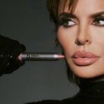 Lisa Rinna Instagram - THICK STICK IN …RICH 💋 Rinnabeauty.com