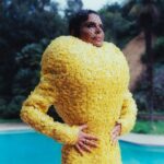 Lisa Rinna Instagram - I love the shoot so much I love @RichardQuinn whom I’m wearing and I love @papermagazine 💛
