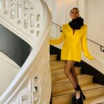 Lisa Rinna Instagram - It’s very Very chic at @maisondelanoparis 💛 Paris, France