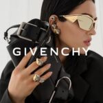 Lisa Rinna Instagram - Repost from @ameliagray Go Amelia! ❤️ Givenchy 🖤 I love you all so much… thank you for having me back🪄 @matthewmwilliams @carineroitfeld @kacperkasprzyk @michalbielecki_ @therealstephanemarais @dmcasting @piergiorgio