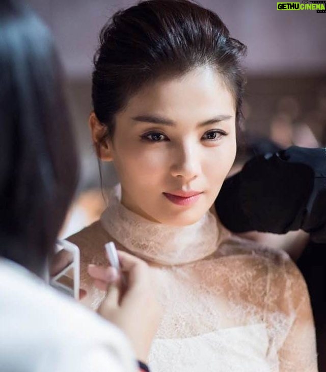 Liu Tao - 1.1K Likes -