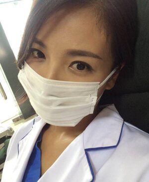 Liu Tao Instagram - 金娜医生已上线 🌚