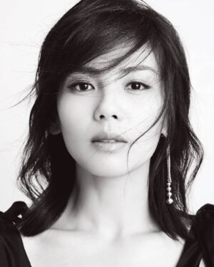 Liu Tao Instagram - 时装LOFFICIEL杂志