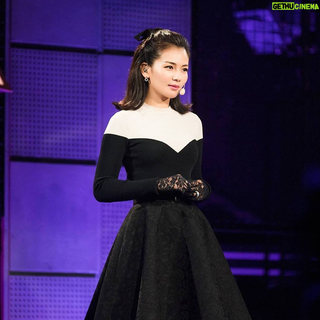 Liu Tao - 417 Likes - 但愿温柔相待,唯爱永恒不变。
今晚21:08北京卫视#跨界歌王 听刘涛动情唱。