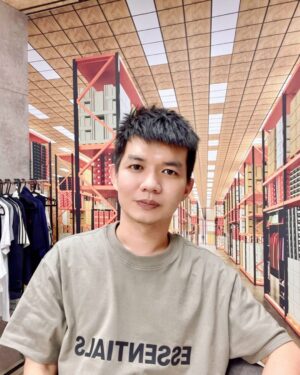 Liu Yu Kai Instagram - 真的從我起初創業到現在
我都勇敢說我想說的，表演我想表演的
就算被當笑話看也無所謂
真實的自我，才是最舒服自在的！