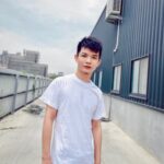 Liu Yu Kai Instagram - 有些條件沒有比別人好 但對自己有自信 也能活出兩百分的帥氣 #我好帥😎