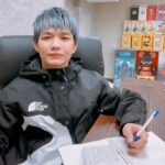Liu Yu Kai Instagram - 這幾天很認真的算帳 因為準備要發年終了 我想收到應該會開心吧 🥳 #宥凱 #宥凱yukai #年終 #年終獎金