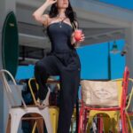 Livia Brito Pestana Instagram - Disfrutando la vida 🍹☀️ . . . @alo @aloyoga #alo #aloyoga