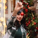 Livia Brito Pestana Instagram - FELIZ NAVIDAD 🎄 a todxs ❤️ les deseo que se la pasen muy bien al lado de todos sus seres queridos, felices fiestas mis bebés ❣️🎁 . . . . 📸: @nyusage #feliznavidad #merrychristmas #navidad #cdmx #xmas #liviabrito #newpost #nuevafoto #instagood Navidad