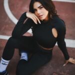 Livia Brito Pestana Instagram - ¿Bebé, qué fue?…🖤 @alo @aloyoga #alo #aloyoga . . . 📸: @bryan.brambila