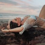Livia Brito Pestana Instagram – El cuerpo necesita descanso, la mente paz y el corazón muchas alegrías mis bebés. ¿Cómo pasarán su fin de semana? 

#liviabrito #playa #mar #arena #vacaciones
